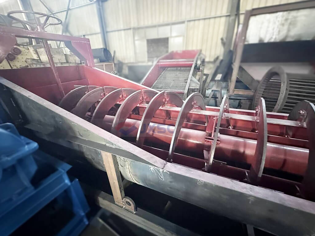 Material of spiral classifier